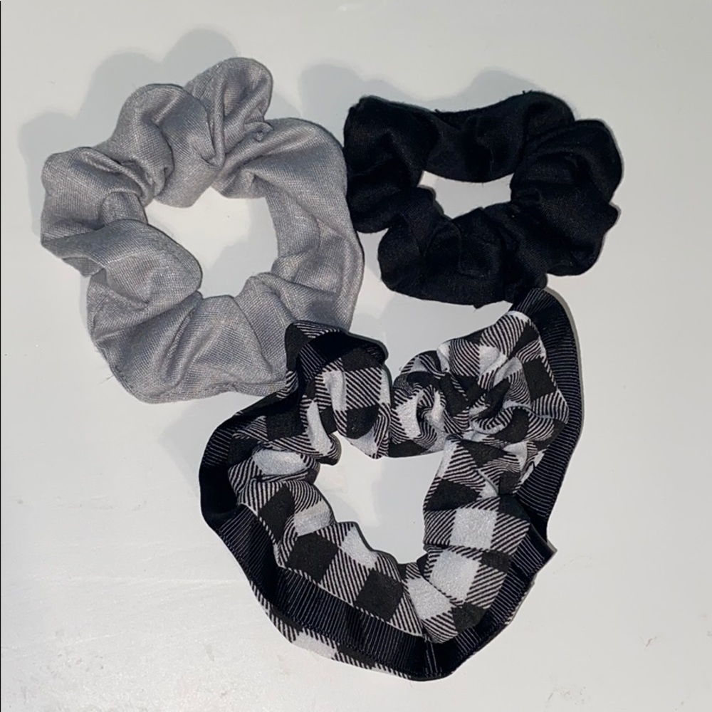 3 Black & Plaid Print Scrunchies